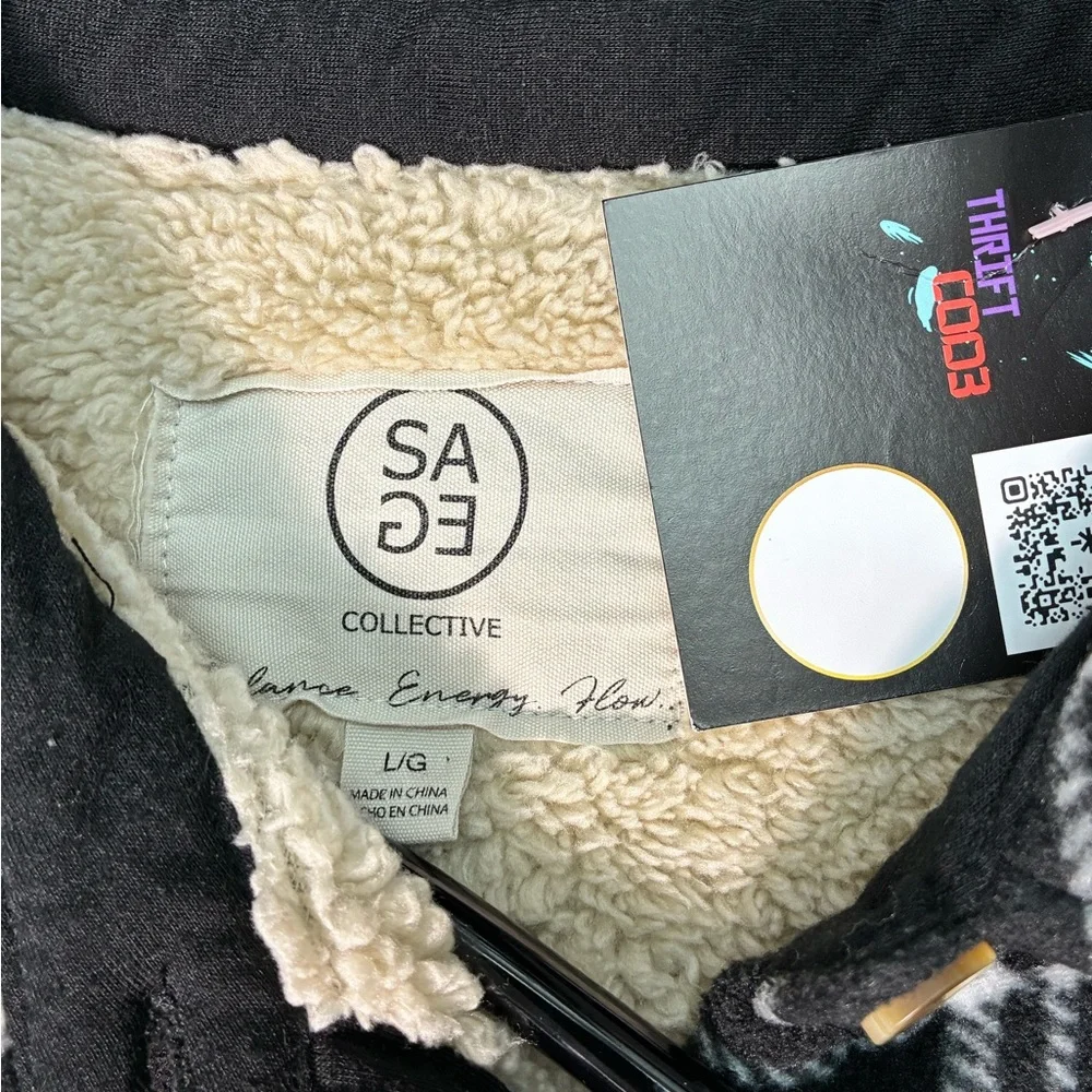 Sage Collective Women's Black/ White Plaid Faux Fur Lining Size Large LJ17 - Picture 7 of 10